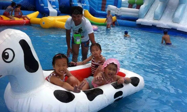 东城儿童游泳池